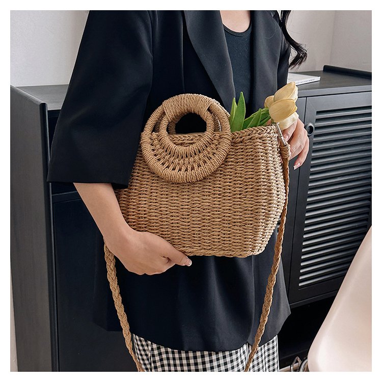 Women's Straw Solid Color Vacation Square String Handbag display picture 7
