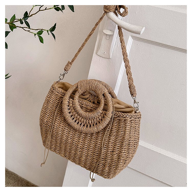 Women's Straw Solid Color Vacation Square String Handbag display picture 3