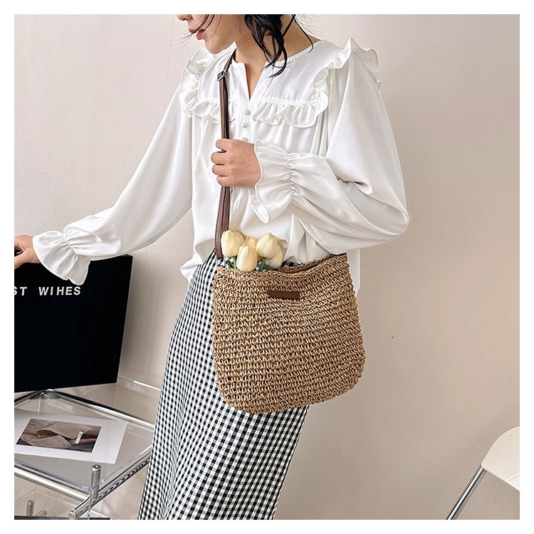 Women's Straw Solid Color Basic Vacation Square Zipper Shoulder Bag Beach Bag Straw Bag display picture 5