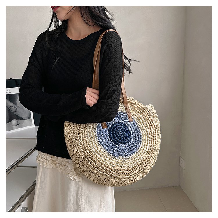 Women's Straw Color Block Basic Round Zipper Shoulder Bag display picture 11