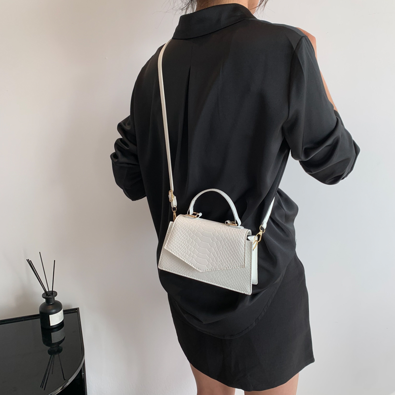 Femmes Toutes Les Saisons Faux Cuir De Base Sac D'épaule display picture 1