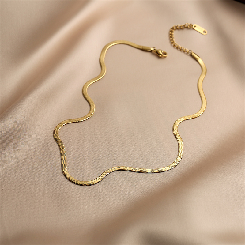 Simple Style Solid Color Stainless Steel Plating Necklace display picture 4
