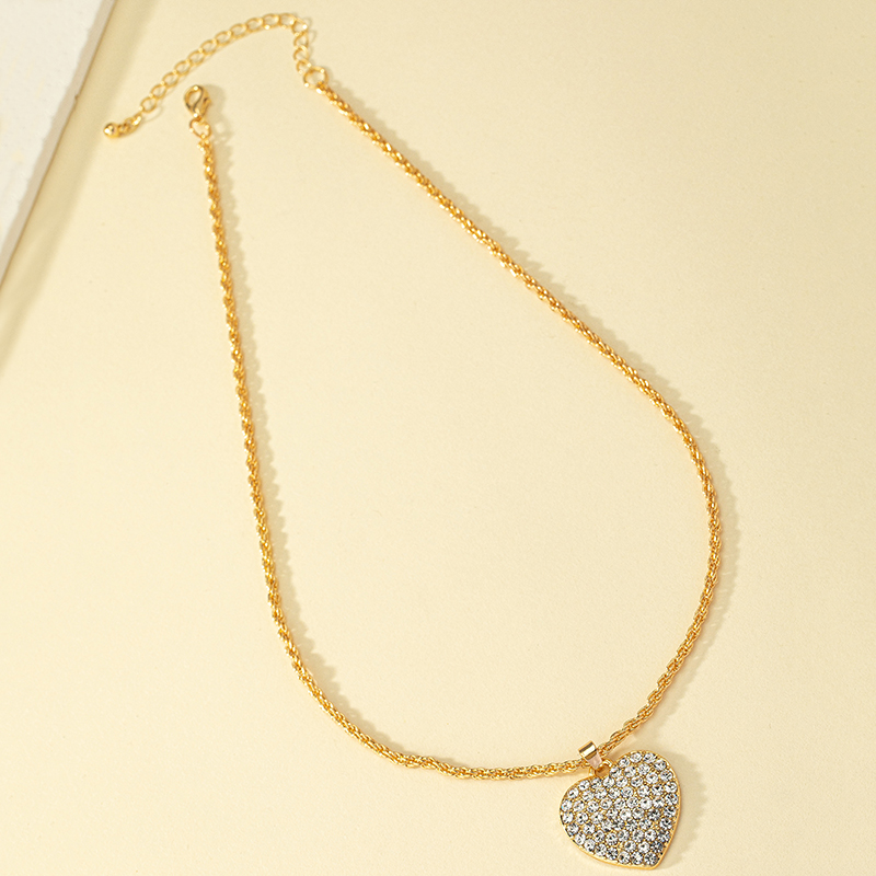 Wholesale Jewelry Ins Style Heart Shape Alloy Rhinestones Pendant Necklace display picture 2