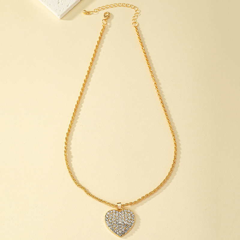 Wholesale Jewelry Ins Style Heart Shape Alloy Rhinestones Pendant Necklace display picture 3