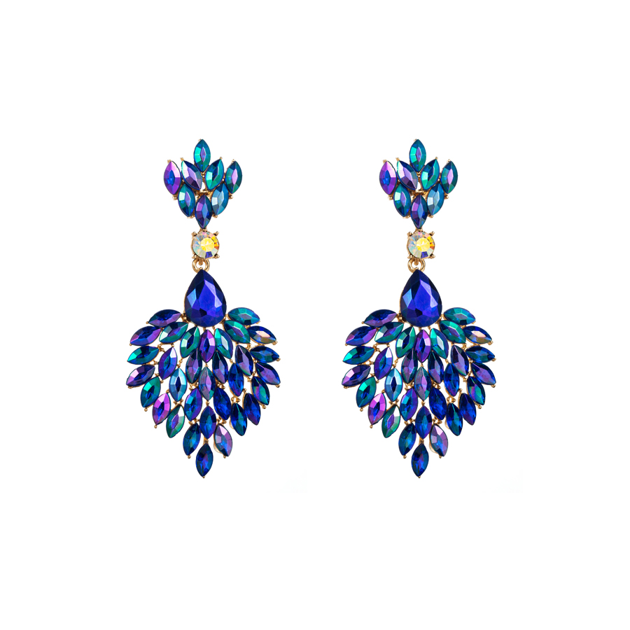 Baroque Style Shiny Water Droplets Alloy Plating Inlay Rhinestones Glass Gold Plated Women's Drop Earrings display picture 7