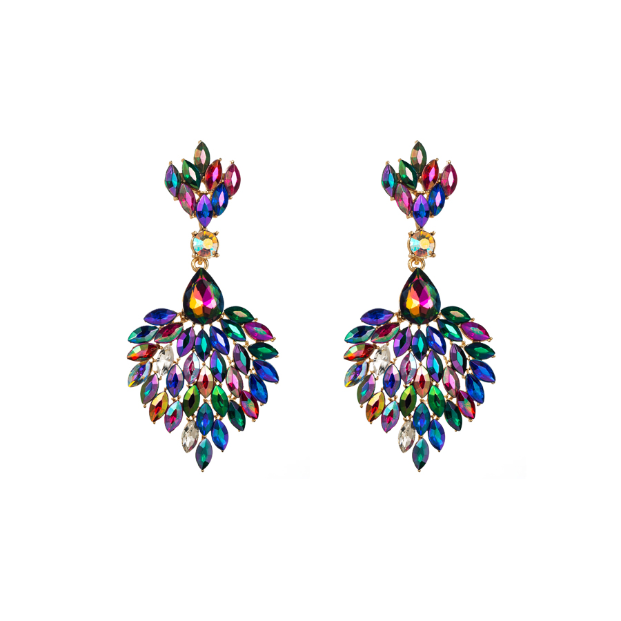 Baroque Style Shiny Water Droplets Alloy Plating Inlay Rhinestones Glass Gold Plated Women's Drop Earrings display picture 9