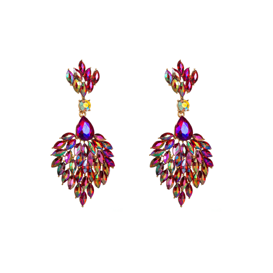 Baroque Style Shiny Water Droplets Alloy Plating Inlay Rhinestones Glass Gold Plated Women's Drop Earrings display picture 13