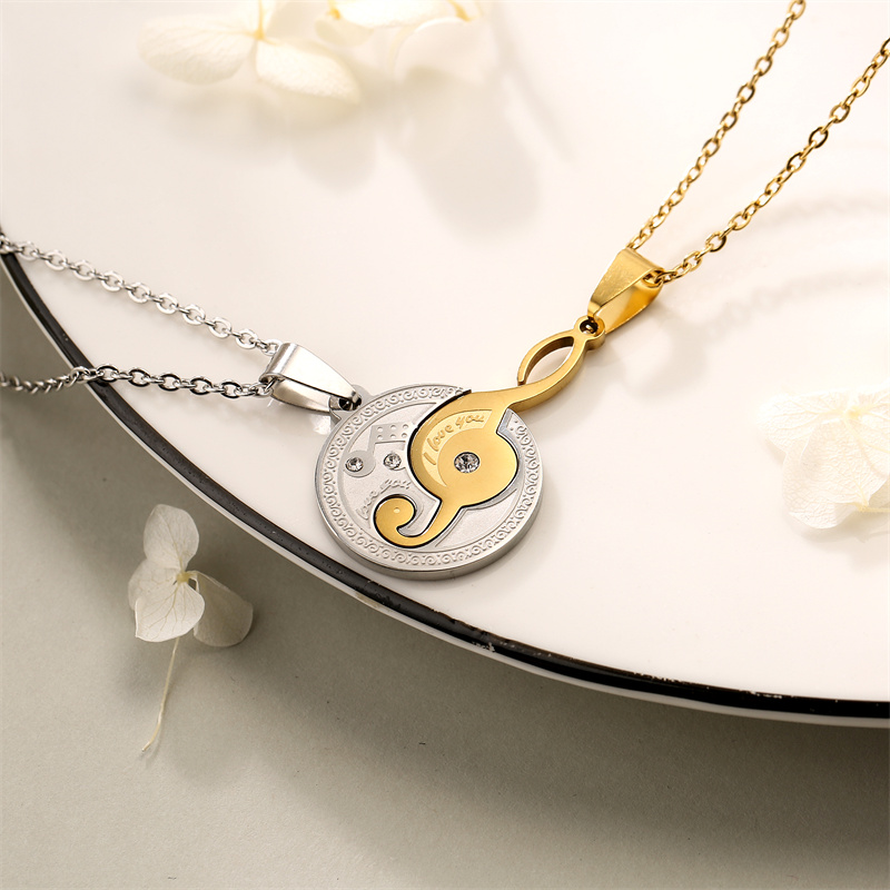 Romantic Heart Shape Stainless Steel Inlay Rhinestones Pendant Necklace display picture 9
