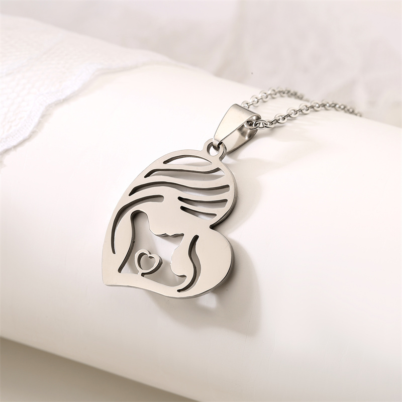 Mama Human Heart Shape Stainless Steel Plating Pendant Necklace display picture 14