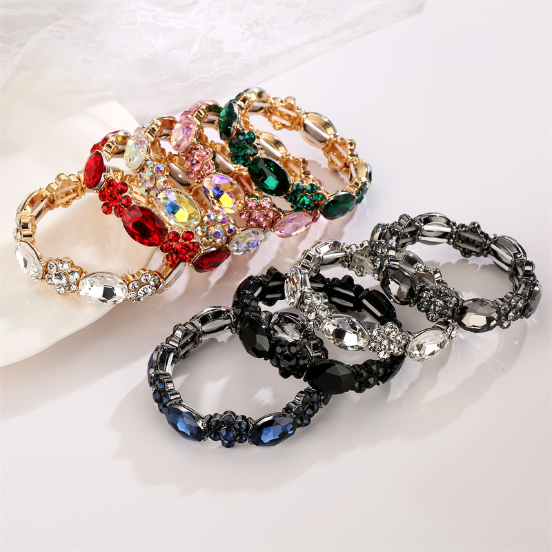 Glam Geometric Gold Plated Rhinestones Alloy Wholesale Bangle display picture 12