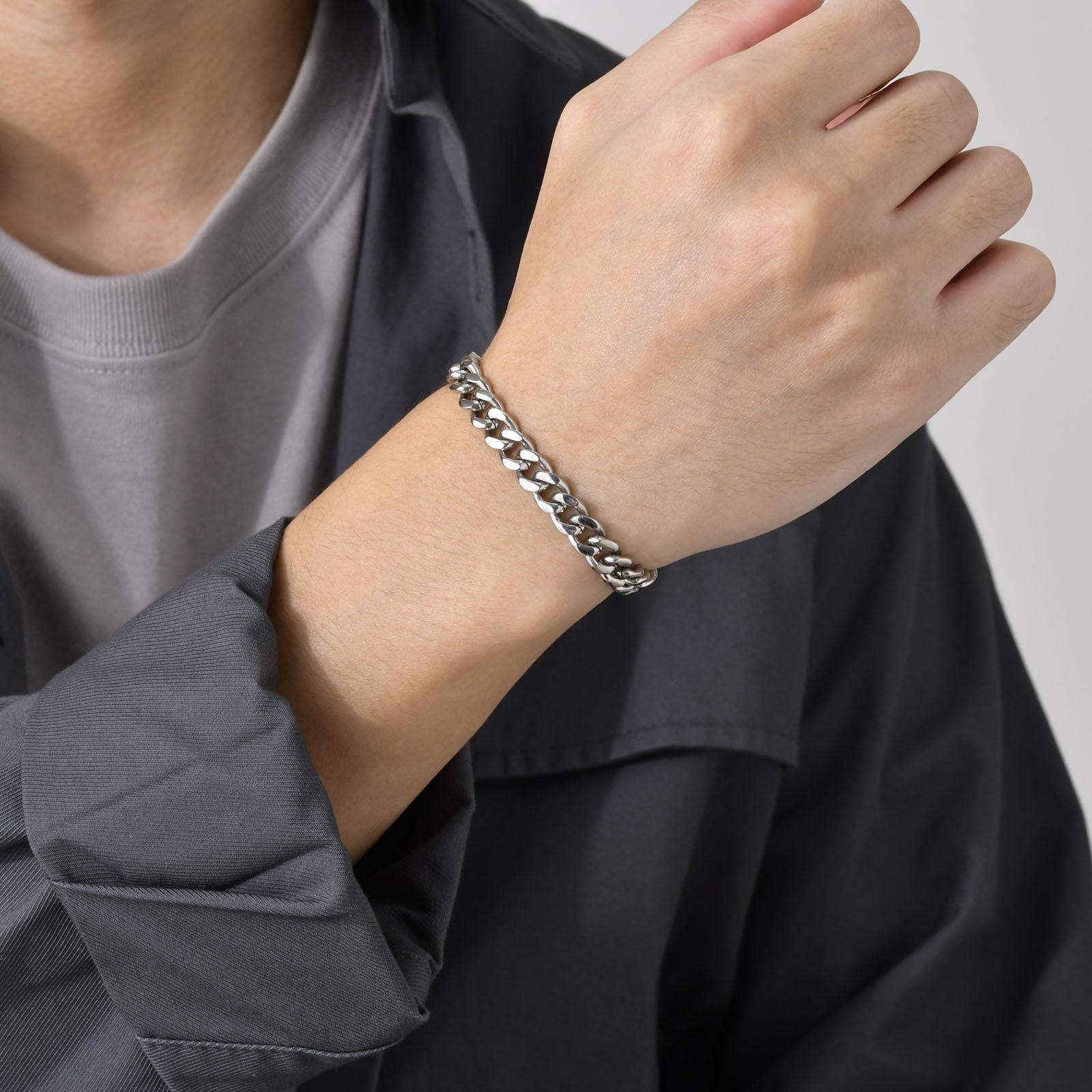 Simple Style Solid Color 201 Stainless Steel Men'S Bracelets display picture 8