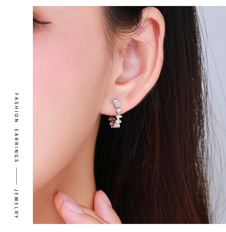1 Pair Elegant Geometric Sterling Silver Plating Inlay Zircon Rhodium Plated Ear Studs display picture 6