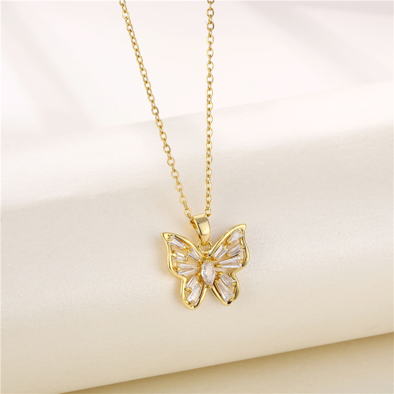 Fashion Round Heart Shape Snowflake Stainless Steel Titanium Steel Plating Inlay Zircon 18k Gold Plated Gold Plated Pendant Necklace display picture 8