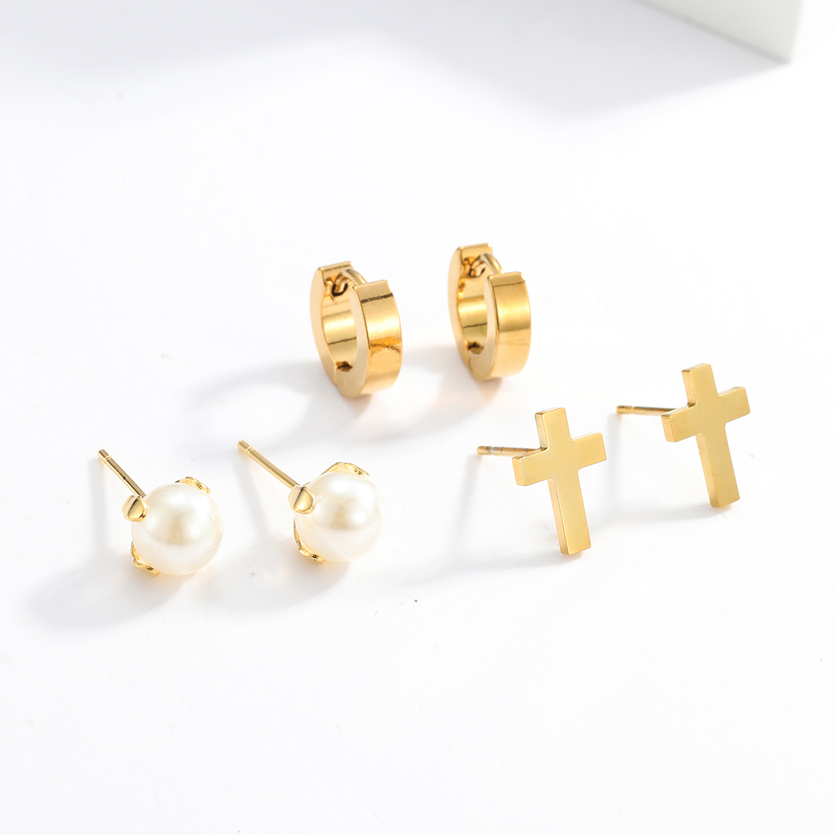 3 Pairs Fashion Simple Style Cross Heart Shape Butterfly Stainless Steel Plating Inlay Pearl Zircon Ear Studs display picture 14