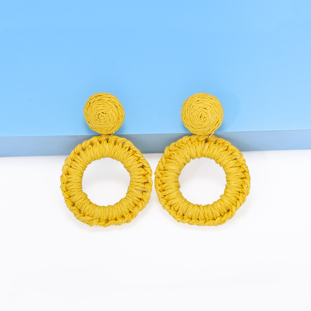 1 Pair Hawaiian Bohemian Simple Style Round Handmade Braid Hollow Out Alloy Raffia Straw Drop Earrings display picture 8