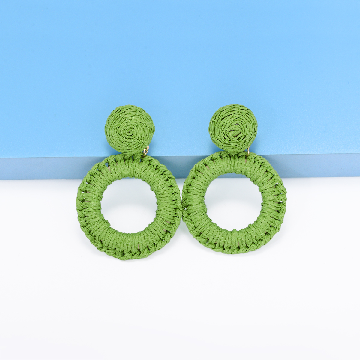 1 Pair Hawaiian Bohemian Simple Style Round Handmade Braid Hollow Out Alloy Raffia Straw Drop Earrings display picture 11