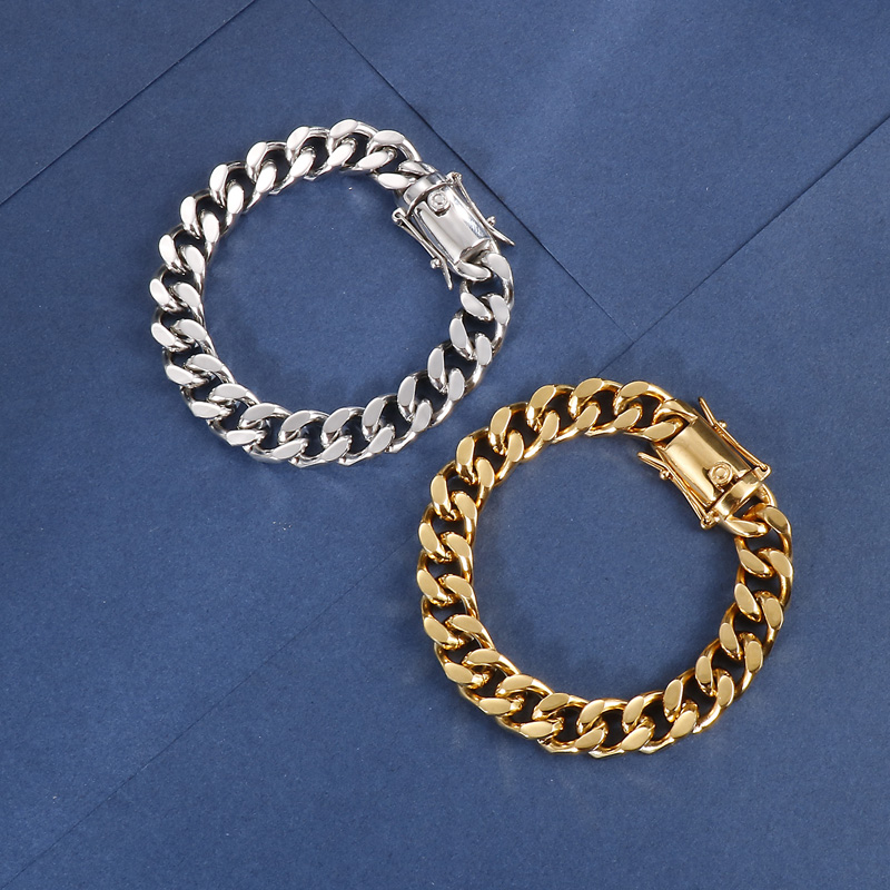Europäischer Und Amerikanischer Beliebter Krypto-wasserhahn Schnalle Kubanische Kette Armband Edelstahl Herren Schmuck Titan Stahl Vierseitiger Schleif Armband display picture 2