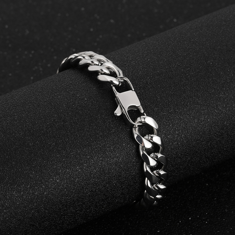 Comercio Exterior Suministro De Una Pieza Dropshipping De Moda Simple En Europa Y América 11mm Corte Titanio Acero Pulsera De Los Hombres display picture 1