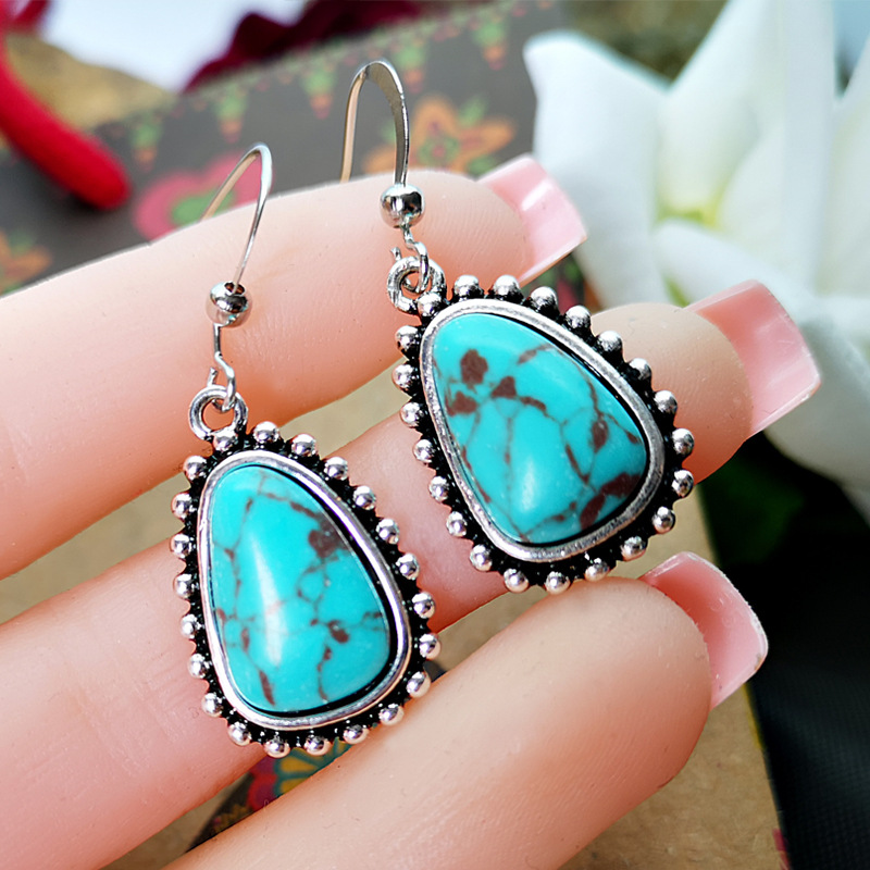 1 Pair Classical Ethnic Style Geometric Metal Inlay Turquoise Silver Plated Women's Drop Earrings display picture 2
