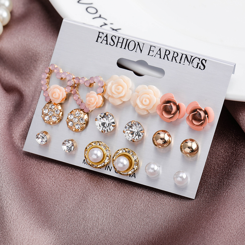 1 Set Fashion Heart Shape Rose Alloy Plating Artificial Pearls Rhinestones Gold Plated Women's Ear Studs display picture 4