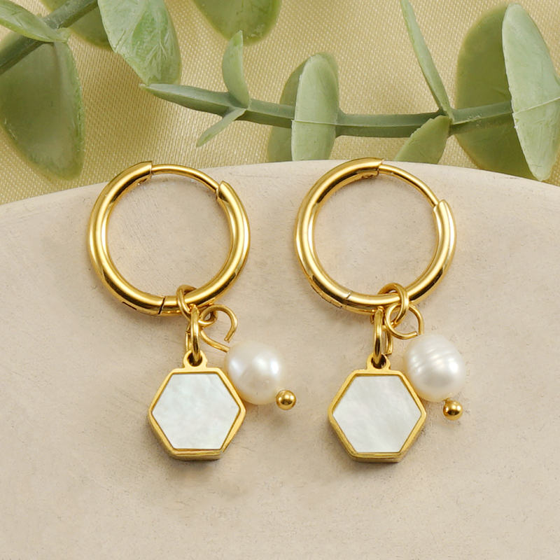 1 Pair Casual Hexagon Stainless Steel Pearl Plating Inlay Shell Drop Earrings display picture 3