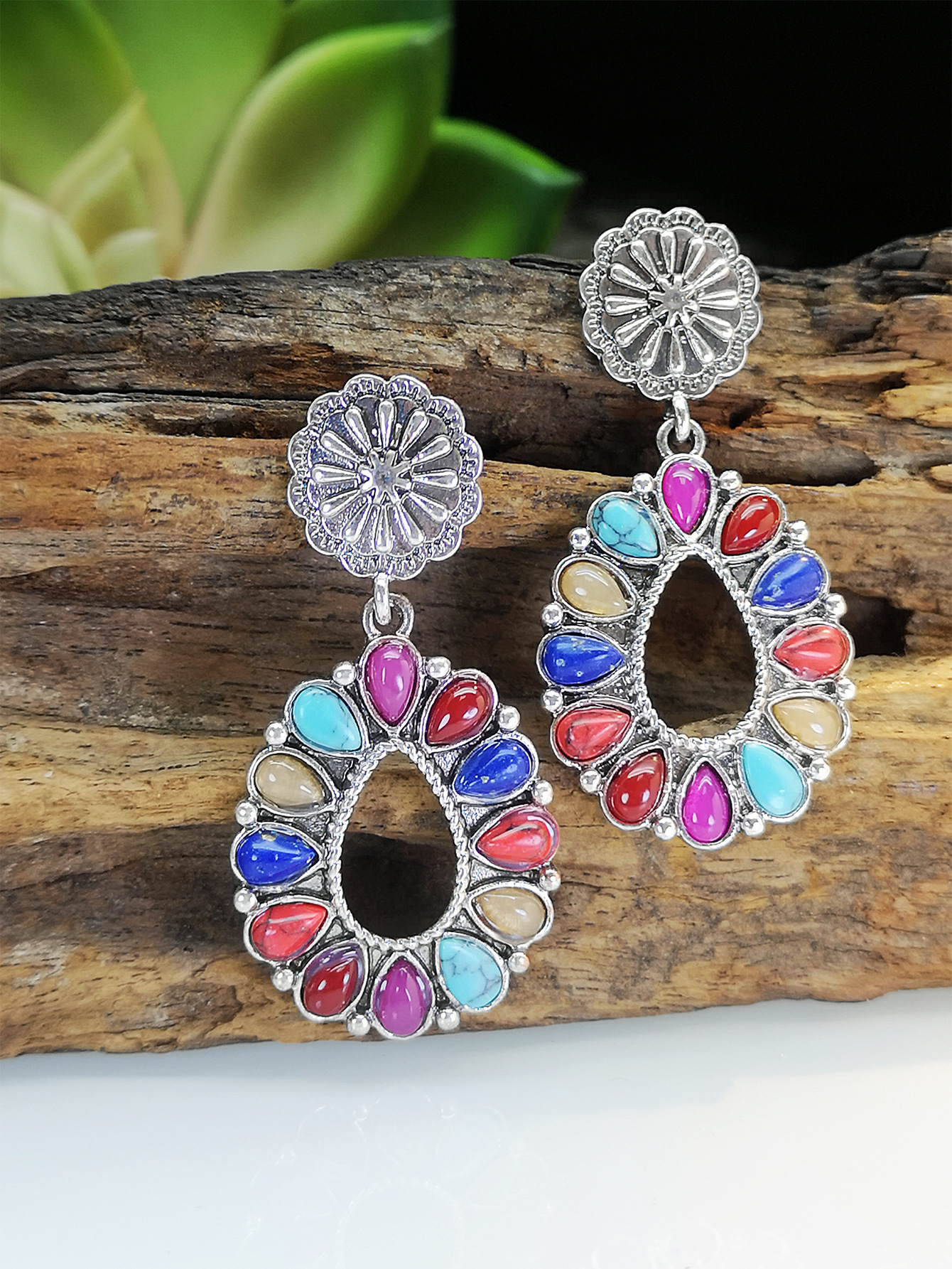 Cross-border Hot Sale Inlaid Turquoise Mixed Colored Gemstone Earrings European And American Retro Exaggerated Wind Drop-shaped Earrings display picture 5
