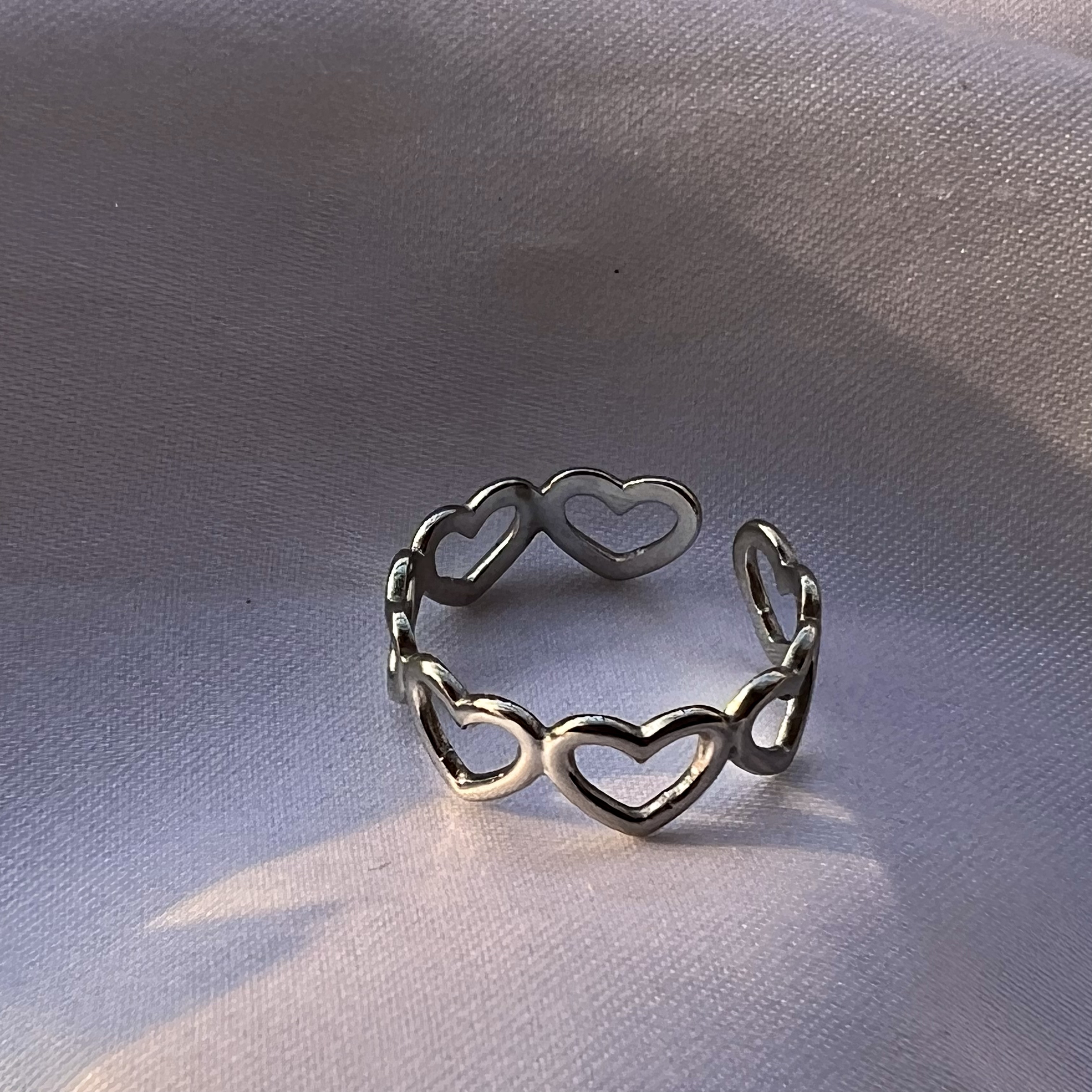 1 Stück Einfacher Stil Herzform Edelstahl Hohl Aus Offener Ring display picture 4