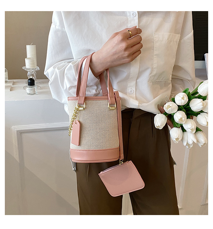 This Year's Popular Bag For Women 2023 Korean Style New Fashion Special-interest Portable Bucket Bag Shoulder Underarm Women's Bag display picture 2