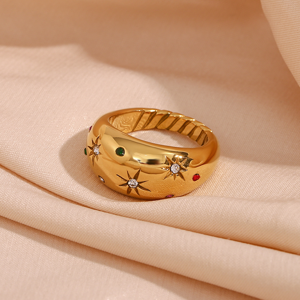 Europäische Und Amerikanische Ins Mode Persönlichkeit Armband Schmuck Edelstahl Überzogen 18 Karat Gold Kuppel Eingelegter Stein Farbiger Diamant Stern Ring display picture 7