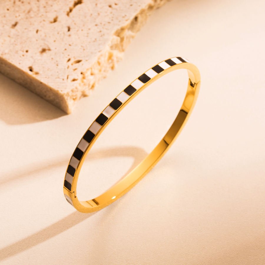 Fashion Square Checkered Stainless Steel Enamel Plating Inlay Zircon Gold Plated Bangle display picture 5