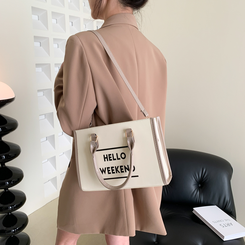 Women's All Seasons Pu Leather Fashion Handbag Tote Bag display picture 4