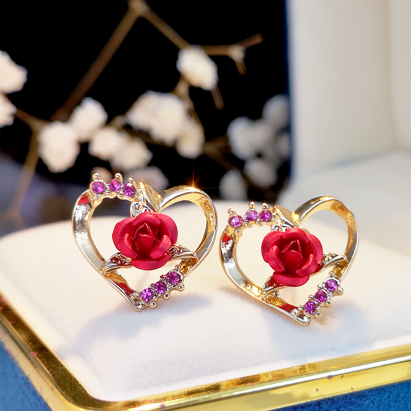 New Women's Love Rose Stud Earrings Gold Plated Inlaid Zircon Romantic Earrings display picture 4
