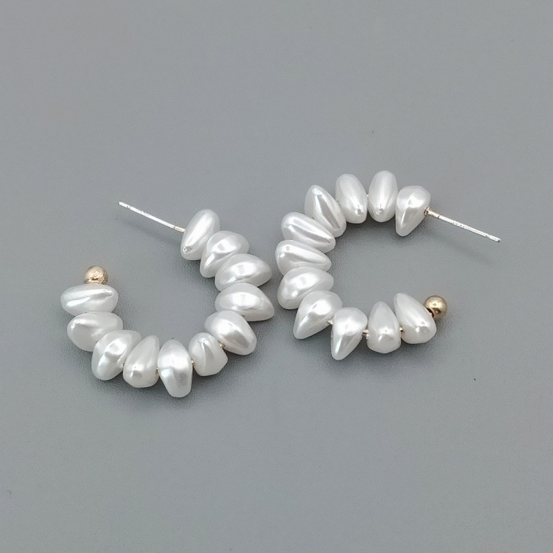 1 Pair Simple Style C Shape Plating Baroque Pearls 14k Gold Plated Ear Studs display picture 2