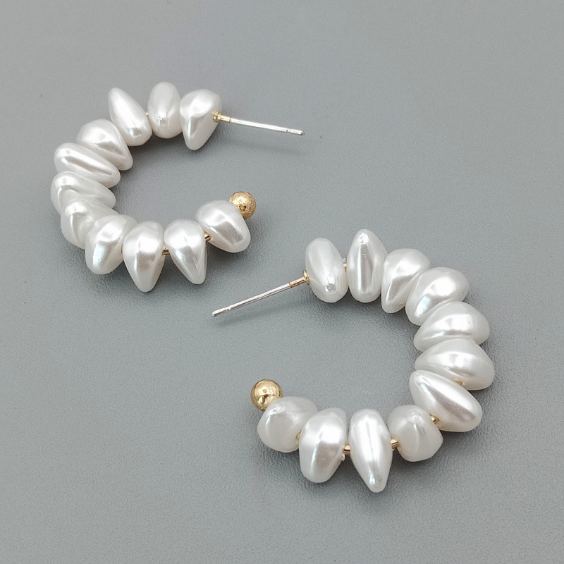 1 Pair Simple Style C Shape Plating Baroque Pearls 14k Gold Plated Ear Studs display picture 3