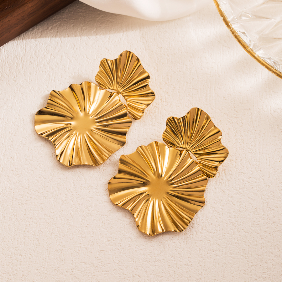 1 Pair Casual Heart Shape Flower Plating Inlay Stainless Steel Natural Stone 18k Gold Plated Drop Earrings display picture 4