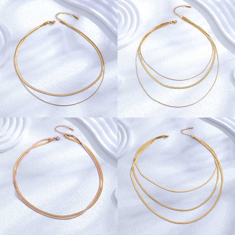 Simple Style Classic Style Solid Color Titanium Steel Layered Plating 24k Gold Plated Layered Necklaces display picture 1