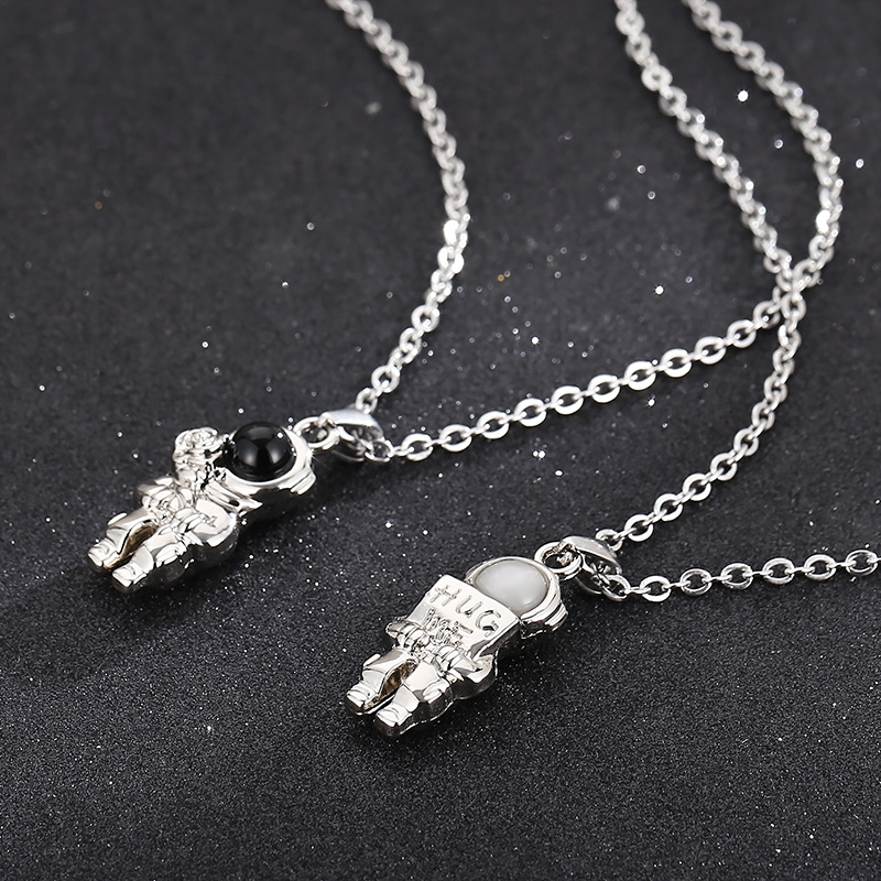 Casual Simple Style Astronaut Stainless Steel Inlay Artificial Gemstones Sweater Chain display picture 6