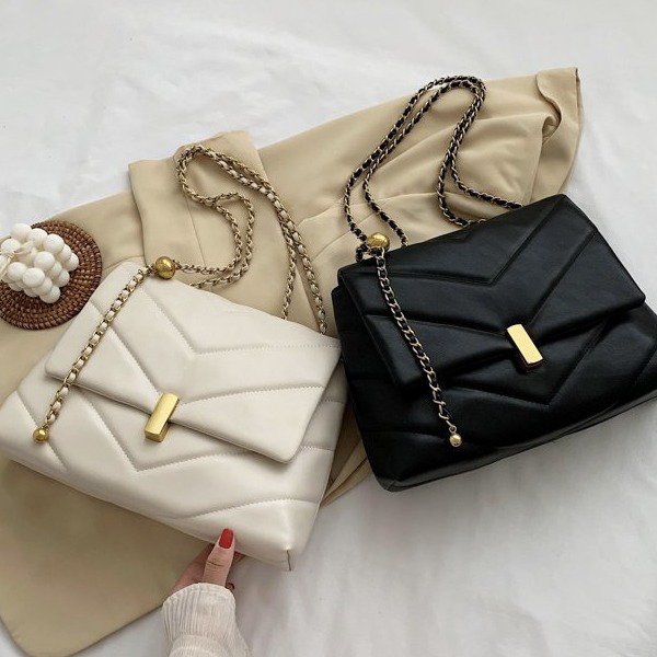 Women's Pu Leather Solid Color Elegant Square Zipper Magnetic Buckle Shoulder Bag display picture 4