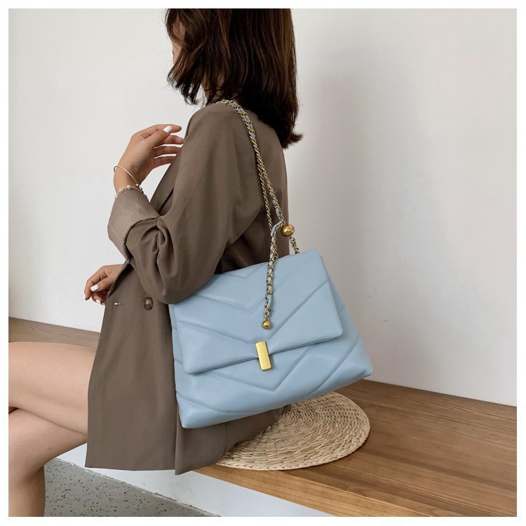 Women's Pu Leather Solid Color Elegant Square Zipper Magnetic Buckle Shoulder Bag display picture 3