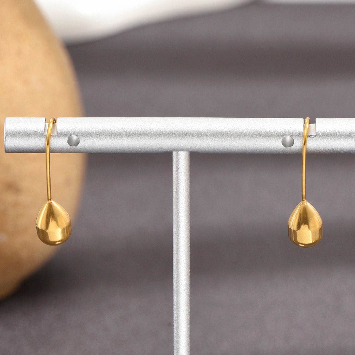 1 Pair French Style Simple Style Water Droplets Plating 304 Stainless Steel 14K Gold Plated Earrings display picture 2
