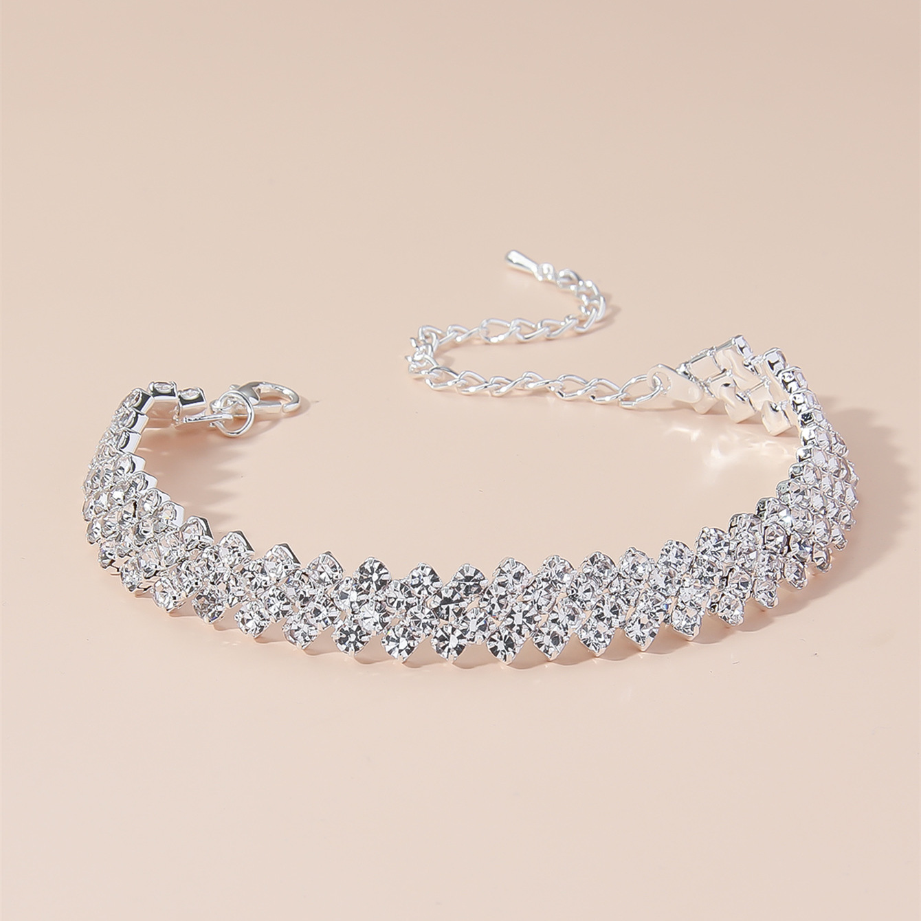 Elegant Shiny Geometric Rhinestones Metal Wholesale Bracelets display picture 2