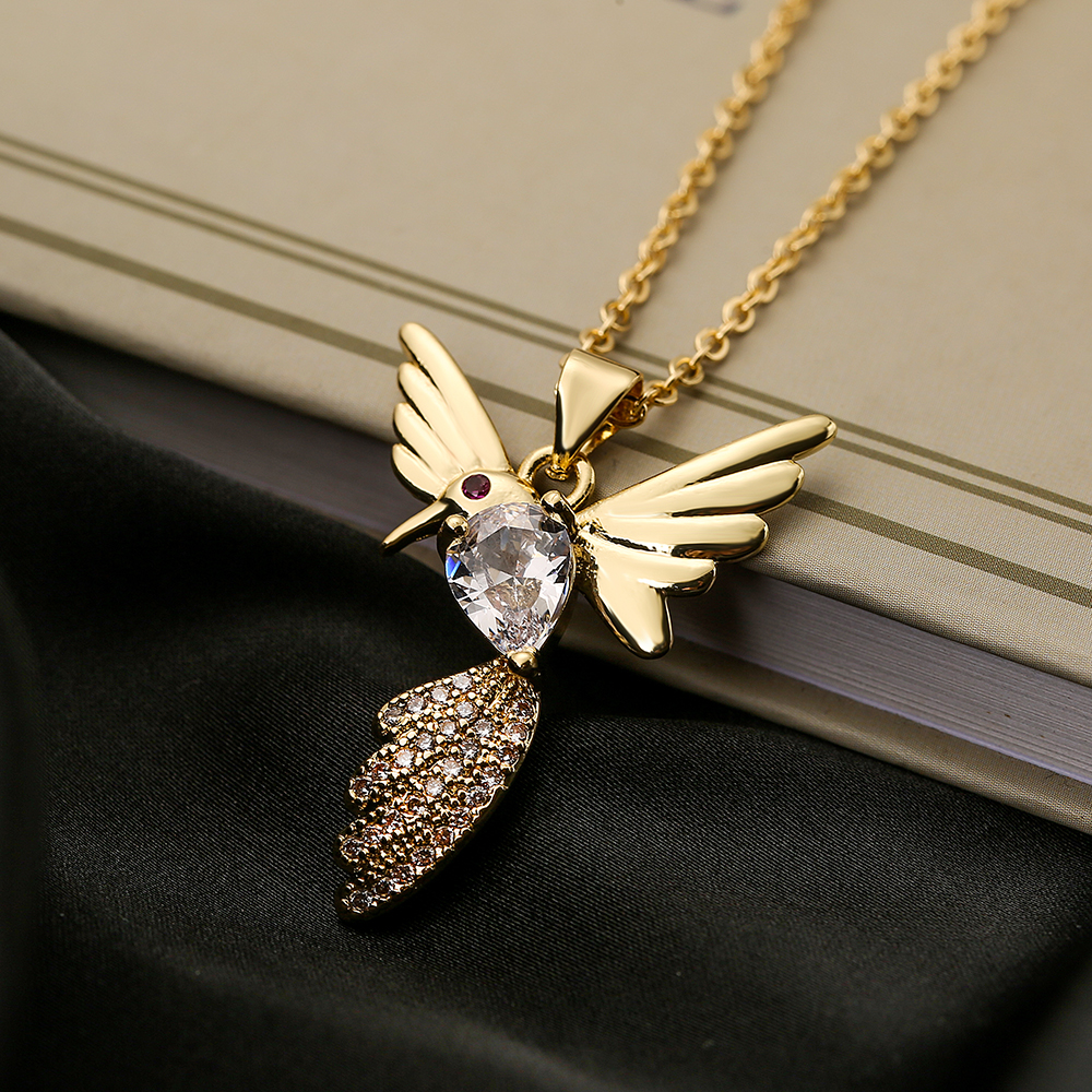 Einfacher Stil Pendeln Vogel Kupfer 18 Karat Vergoldet Zirkon Halskette Mit Anhänger In Masse display picture 4