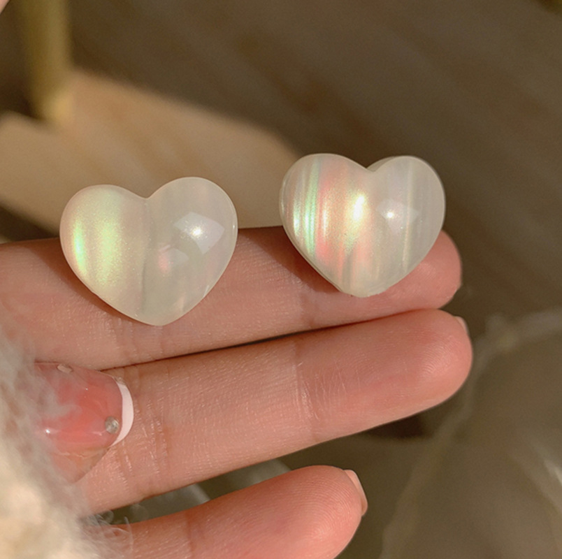 Fairy Style Simple Style Heart Shape Alloy Women's Ear Studs display picture 5