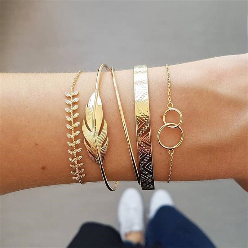 Vintage Style Punk Simple Style Moon Leaves Arrow Stainless Steel Alloy Plating Inlay Artificial Diamond Rhinestones Gold Plated Silver Plated Bracelets Bangle display picture 5