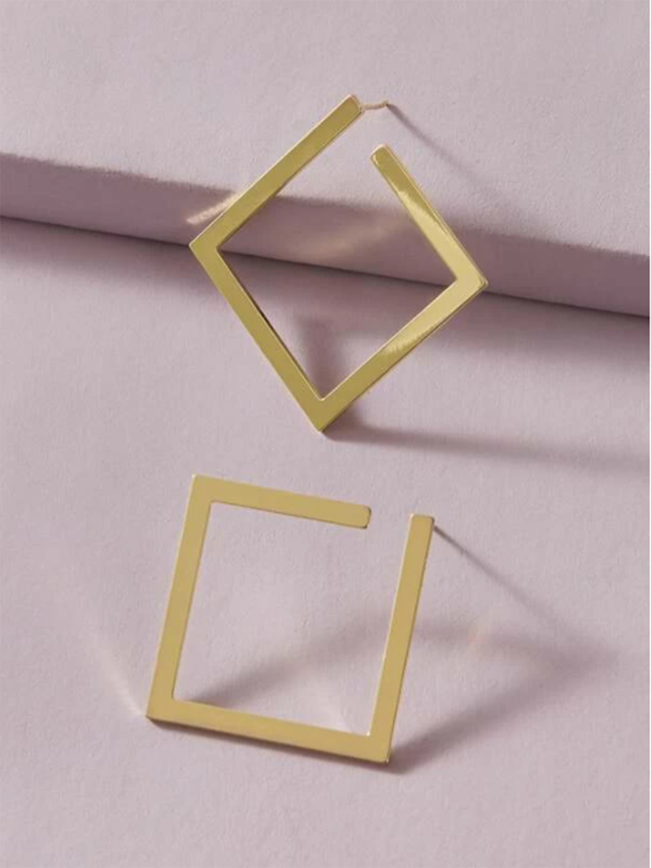 1 Paar Elegant Einfacher Stil Rhombus Eisen Ohrstecker display picture 2