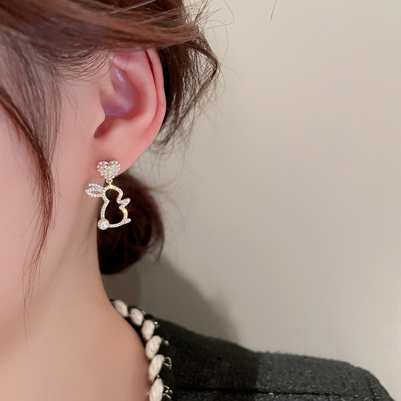 Korean Style Rabbit Alloy Inlay Artificial Gemstones Women's Drop Earrings display picture 6