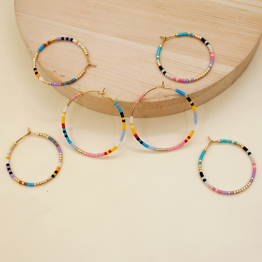 Vacation Round Colorful Glass Beaded Women's Hoop Earrings display picture 3