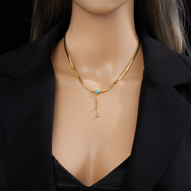 304 Stainless Steel 18K Gold Plated Retro Plating Inlay Sector Resin Necklace display picture 5