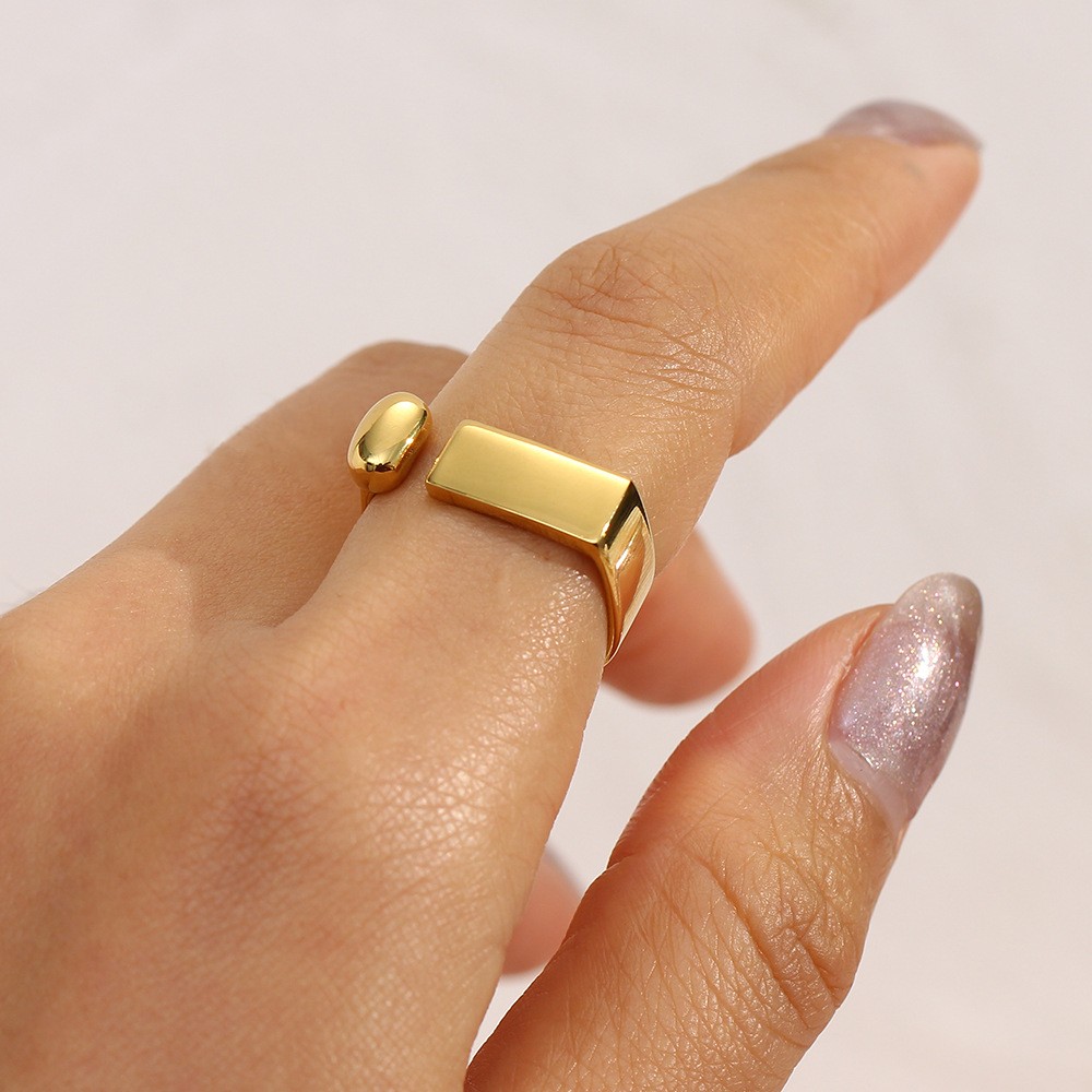 Simple Style Solid Color Stainless Steel Plating 18k Gold Plated Rings display picture 9