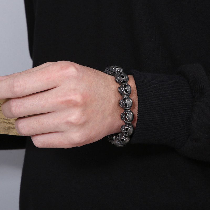 Gothic Punk Skull Stainless Steel Beaded Beaded Men's Bracelets display picture 2